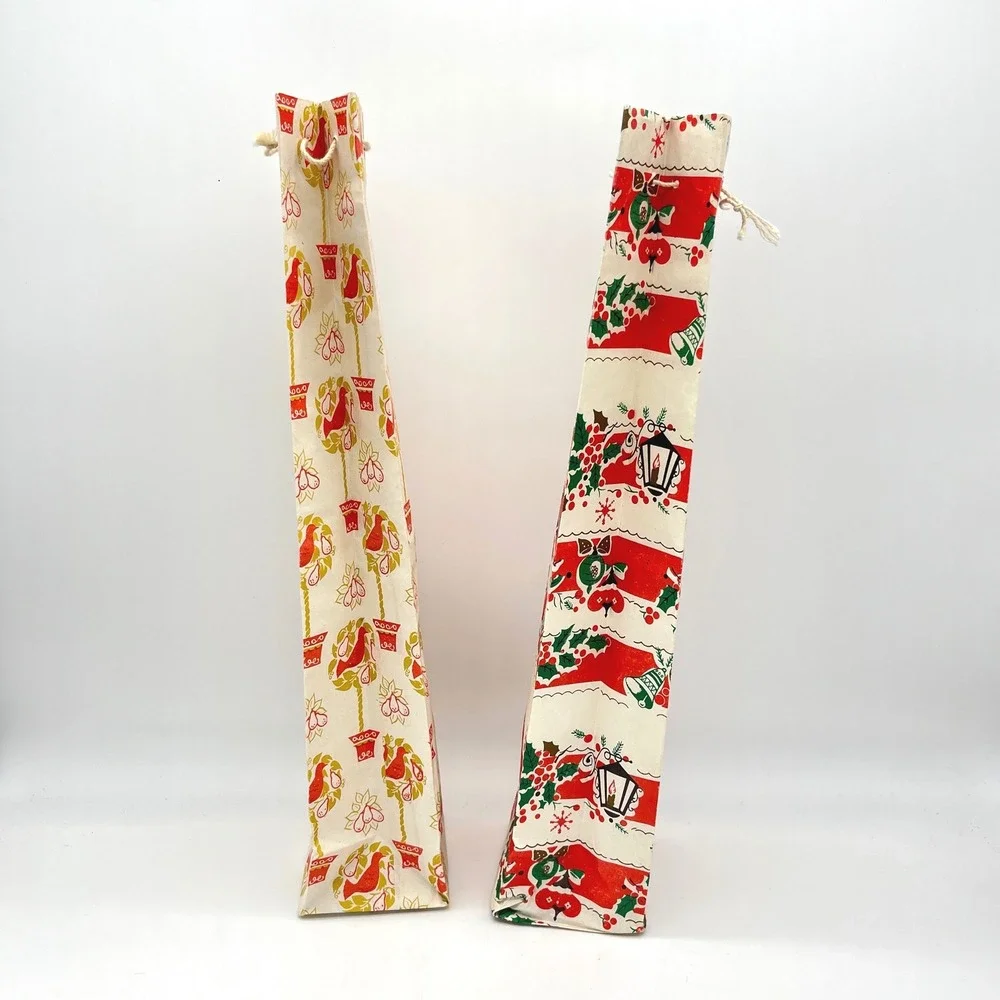 Vintage Christmas Gift Bags Set of 2 Tall Red Holly Lantern Bird‎ Potted Plant